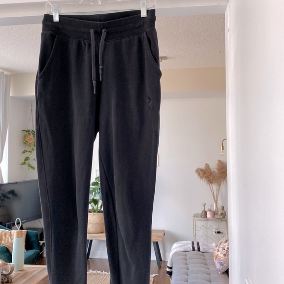 Convere High Waisted Slim Fit Black Sweatpants - Picture 4 of 12